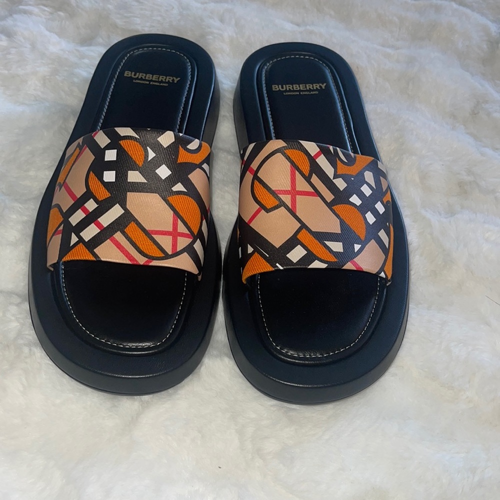Burberry Buckingham monogram canvas on top leather dole sandals